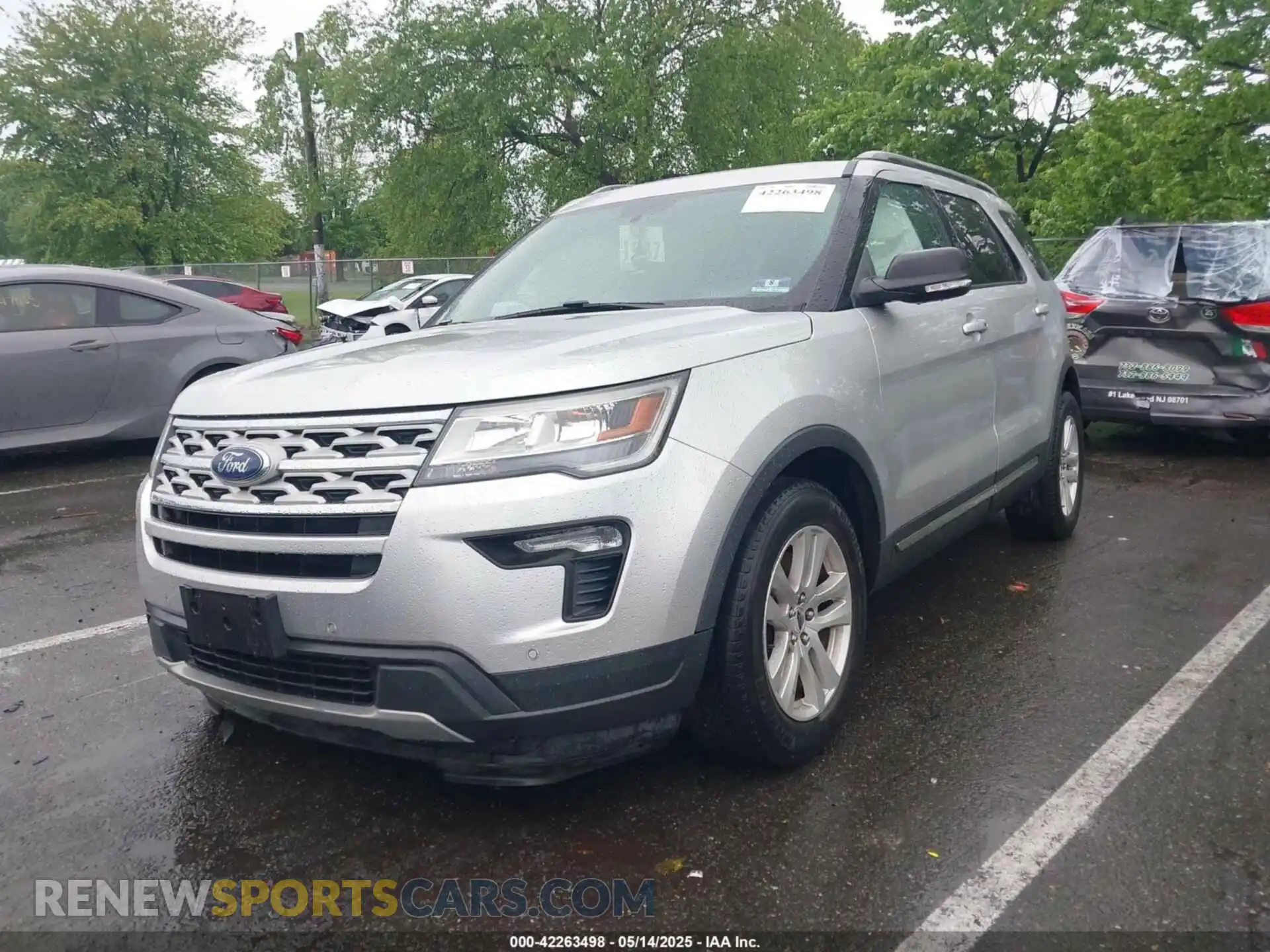 2 Photograph of a damaged car 1FM5K8D86KGA57226 FORD EXPLORER 2019