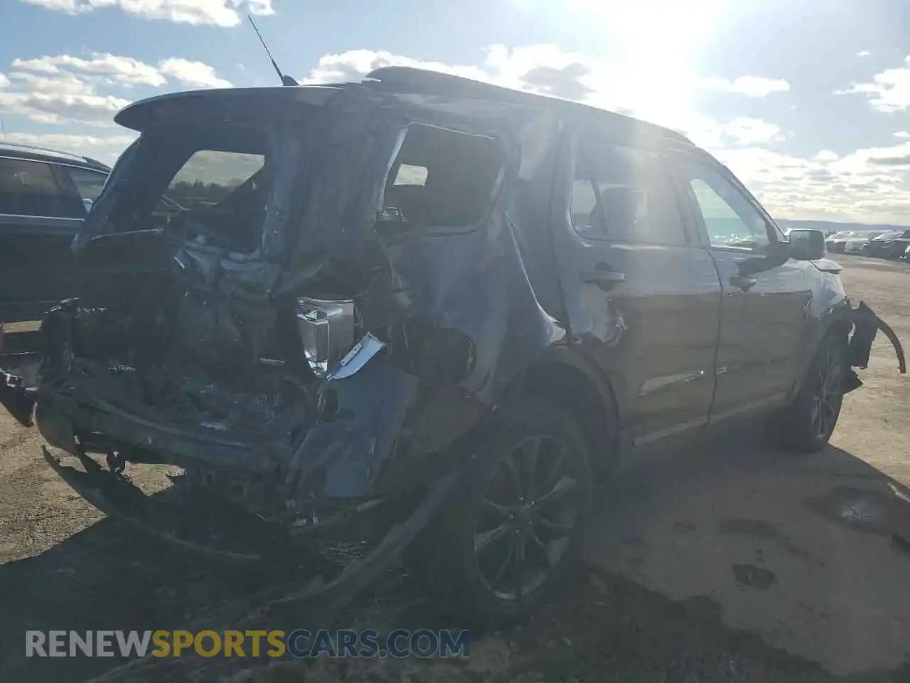 3 Фотография поврежденного автомобиля 1FM5K8DH1KGB27330 FORD EXPLORER 2019