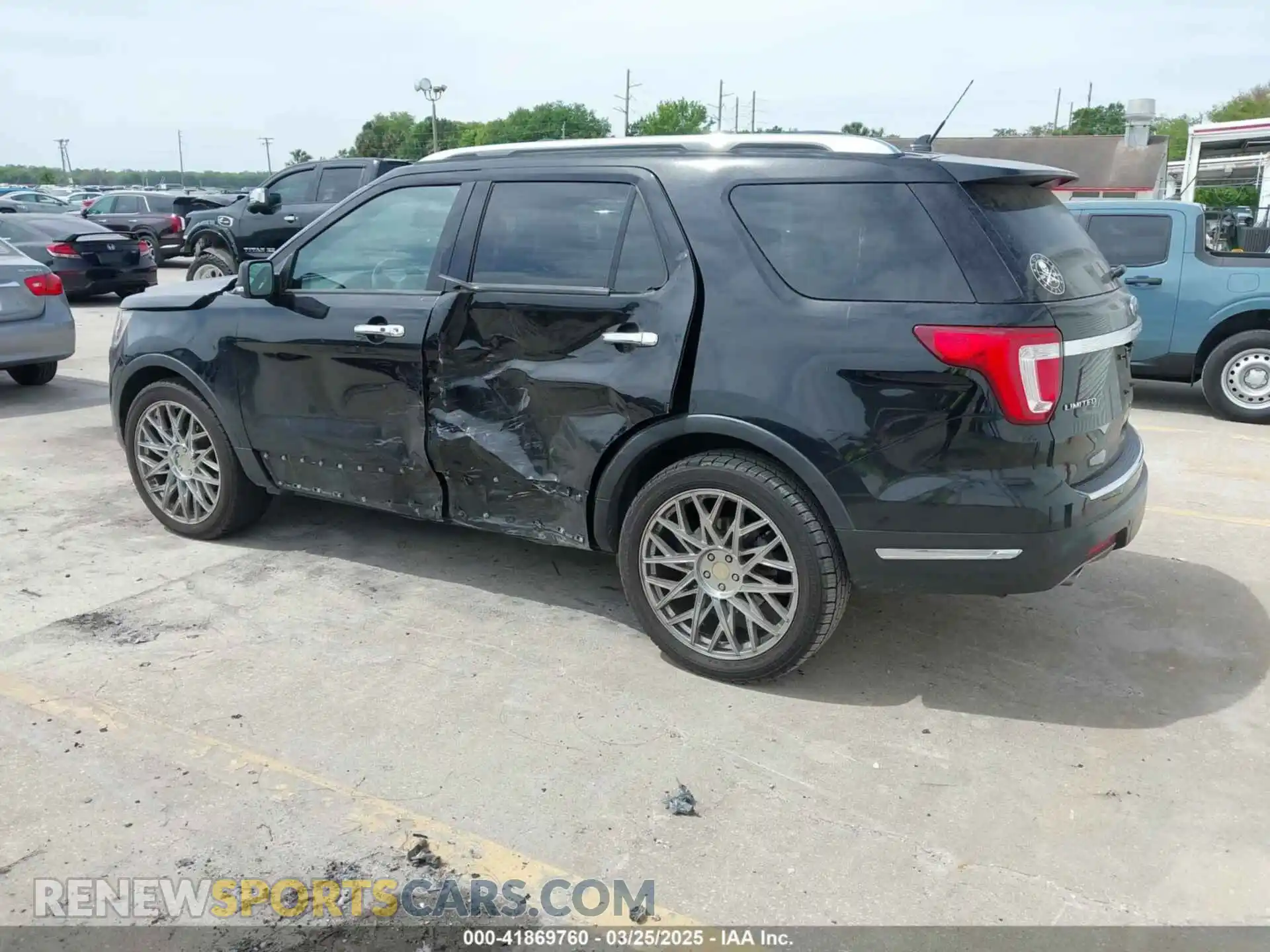 3 fotografías del automóvil dañado 1FM5K8F82KGB41797 FORD EXPLORER 2019