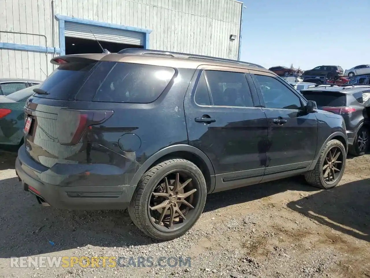 3 Фотография поврежденного автомобиля 1FM5K8GT0KGA73308 FORD EXPLORER 2019