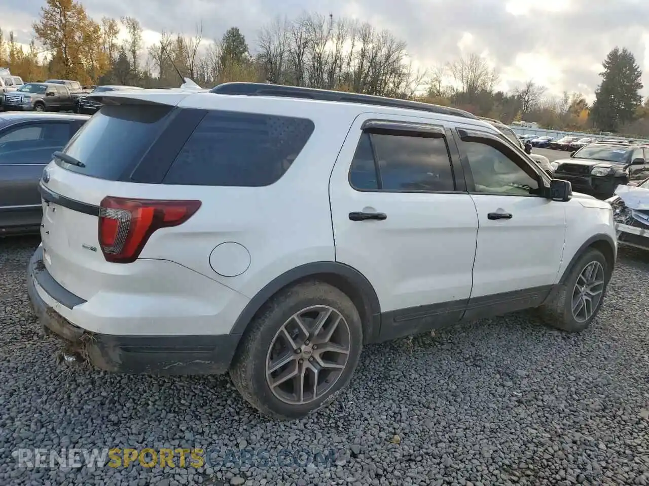3 Photograph of a damaged car 1FM5K8GT0KGA90738 FORD EXPLORER 2019