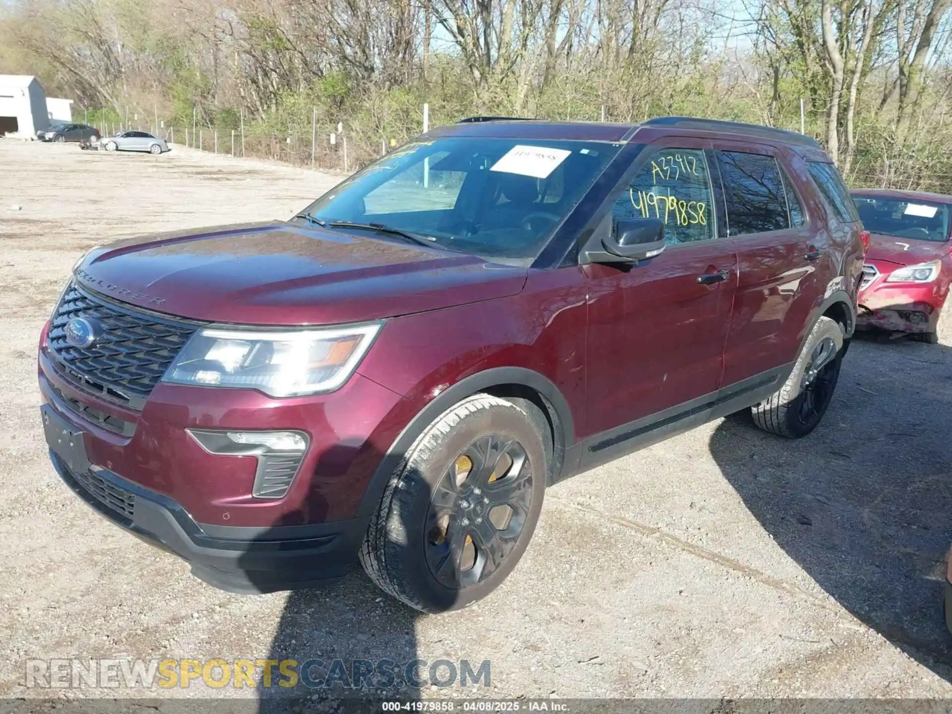 2 Photograph of a damaged car 1FM5K8GT2KGA33912 FORD EXPLORER 2019