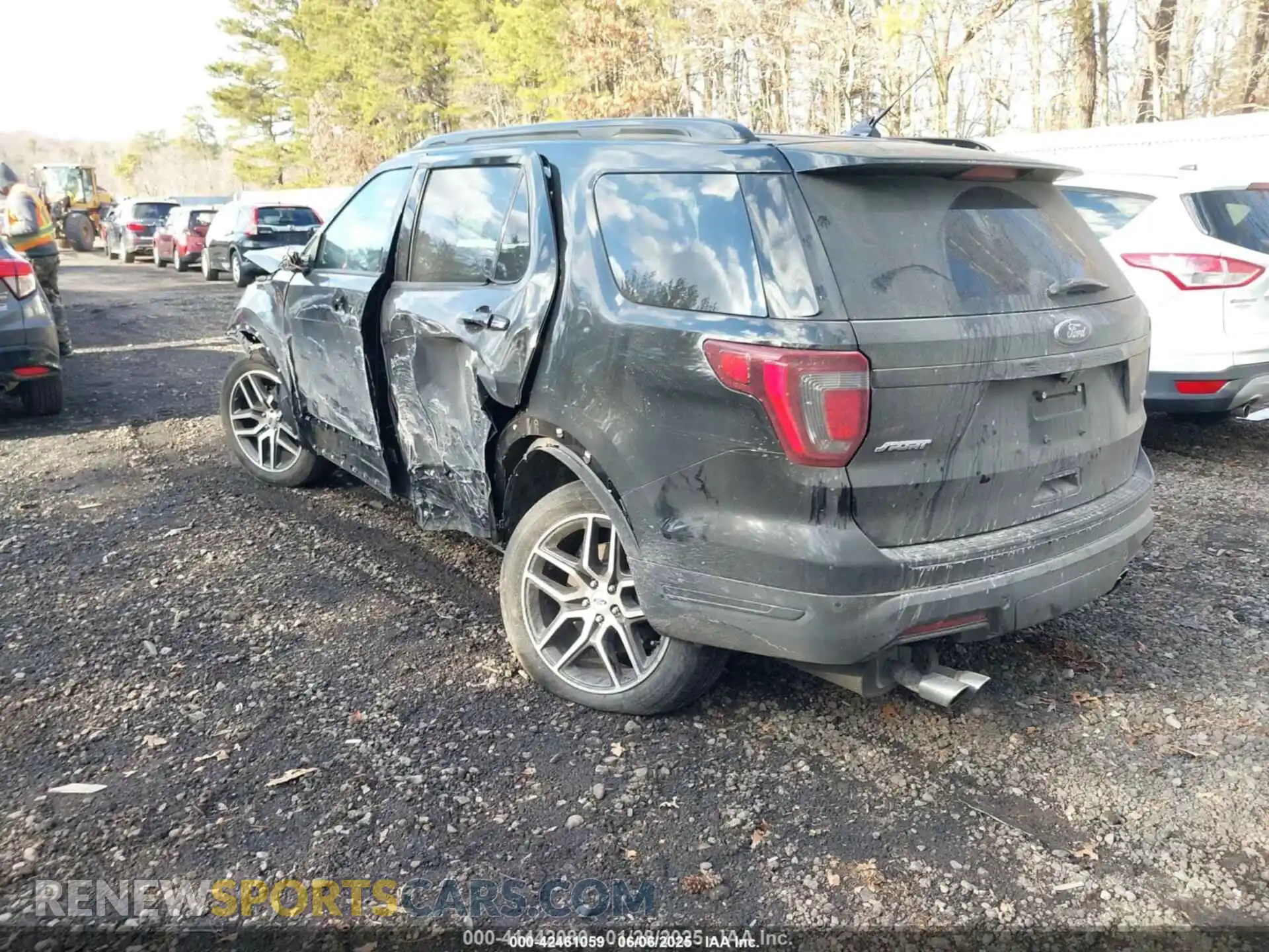 3 Photograph of a damaged car 1FM5K8GTXKGA18347 FORD EXPLORER 2019