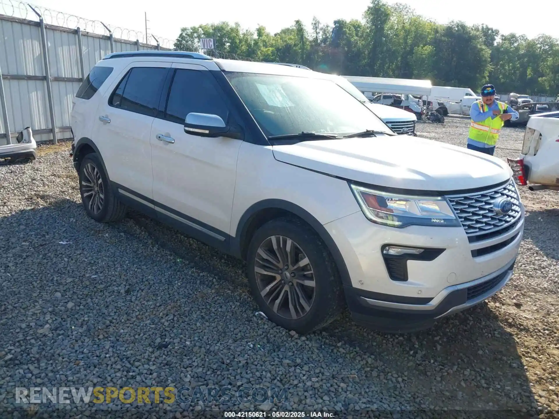 1 Photograph of a damaged car 1FM5K8HT5KGA58043 FORD EXPLORER 2019