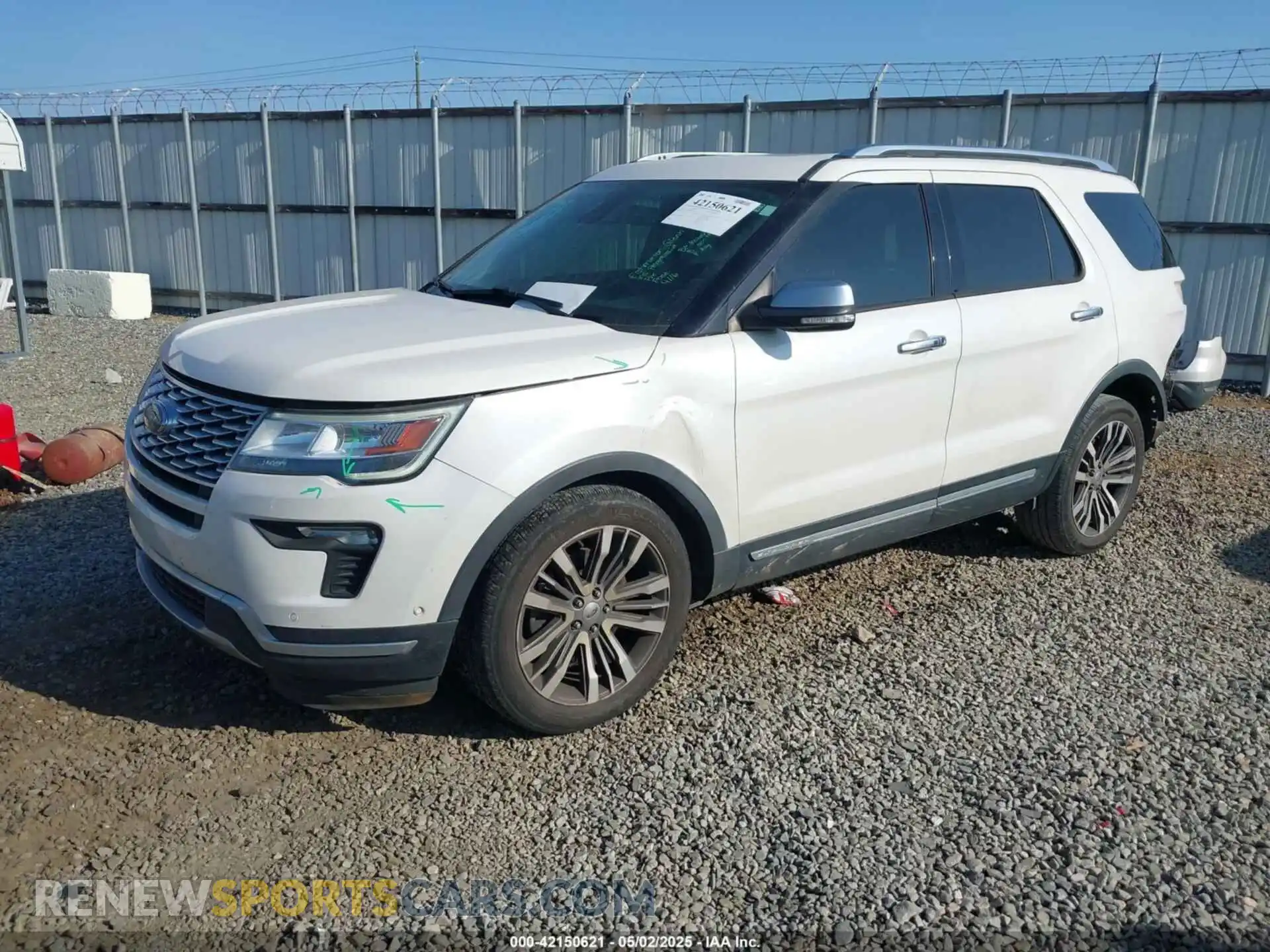 2 Photograph of a damaged car 1FM5K8HT5KGA58043 FORD EXPLORER 2019