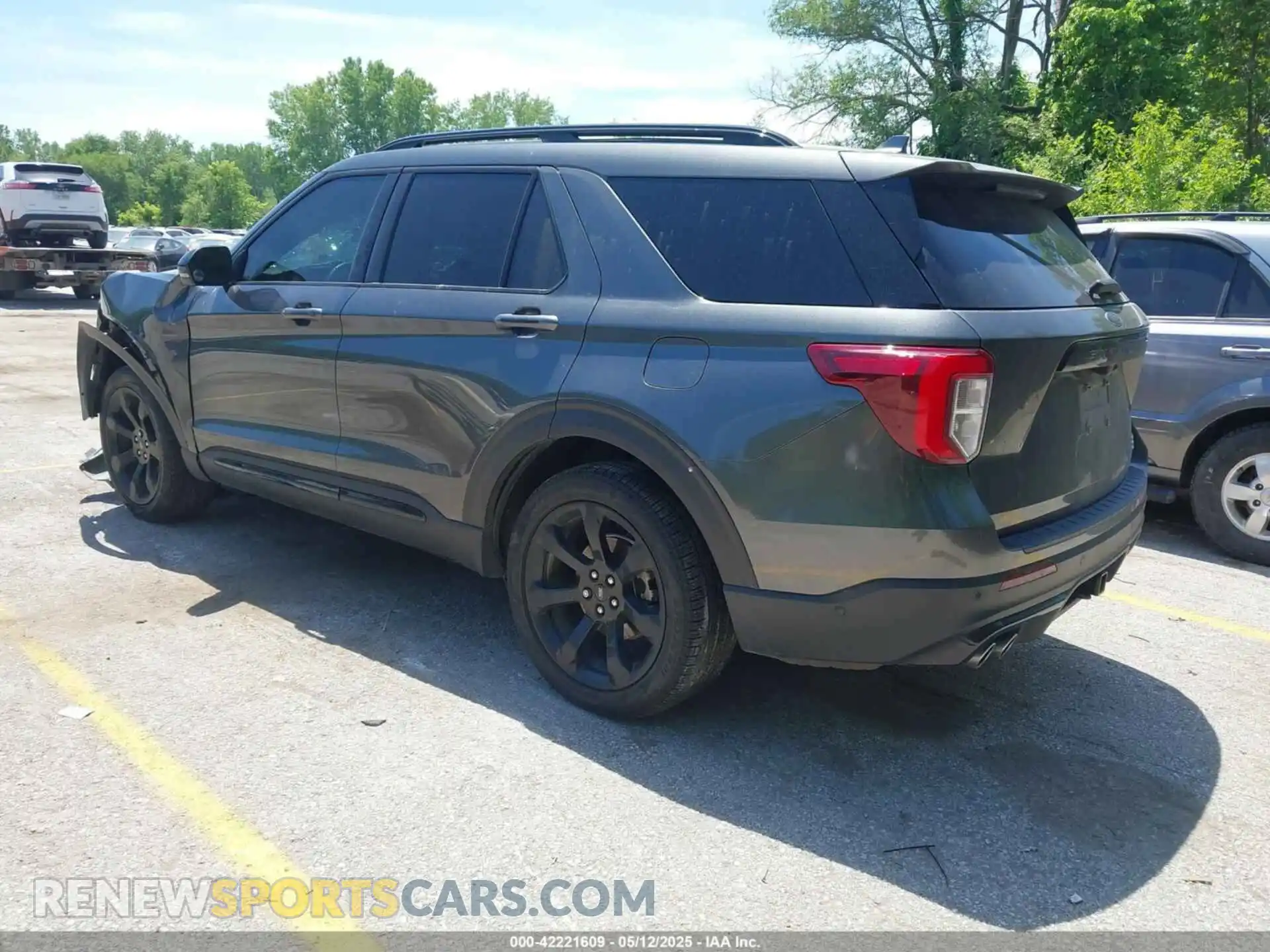 3 Photograph of a damaged car 1FM5K8GC3LGA70064 FORD EXPLORER 2020