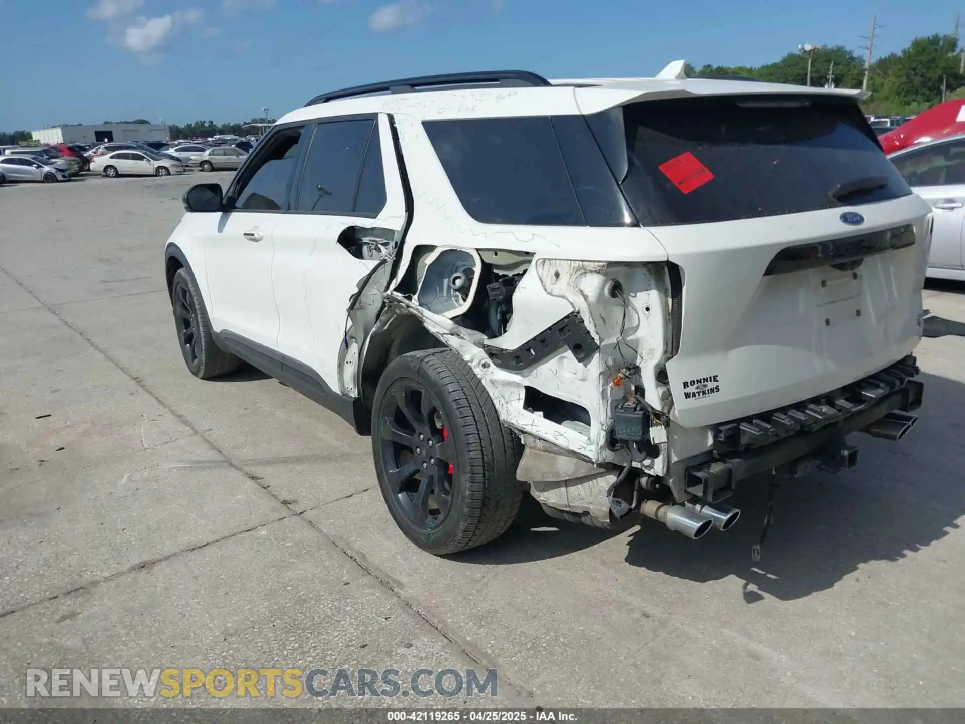3 Photograph of a damaged car 1FM5K8GC4LGD20105 FORD EXPLORER 2020