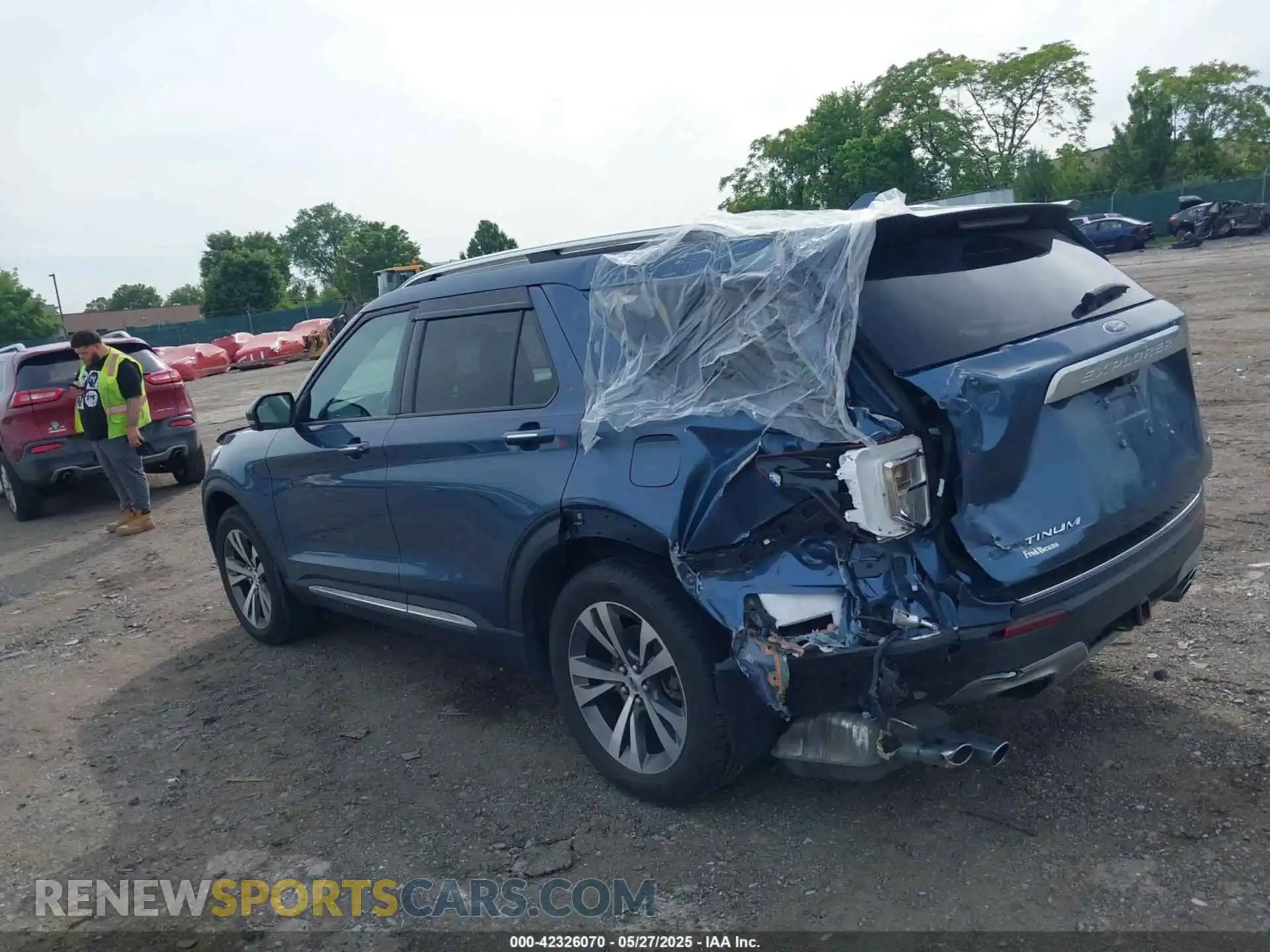 3 Photograph of a damaged car 1FM5K8HC2LGB50194 FORD EXPLORER 2020