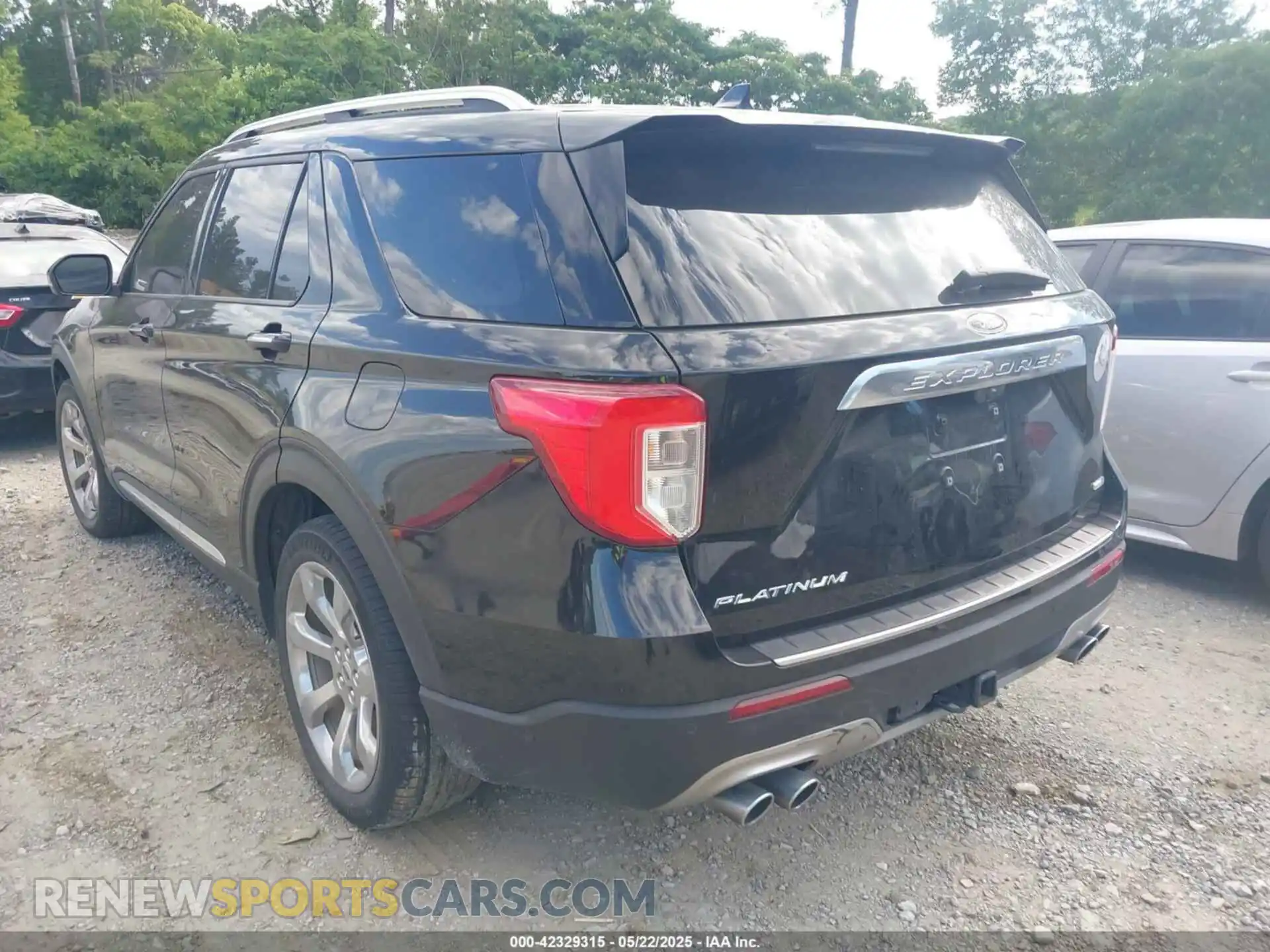 3 Photograph of a damaged car 1FM5K8HCXLGA34791 FORD EXPLORER 2020