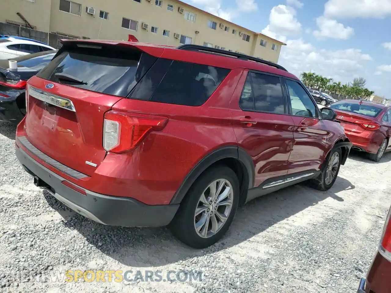 3 Photograph of a damaged car 1FMSK7DH0LGA43496 FORD EXPLORER 2020