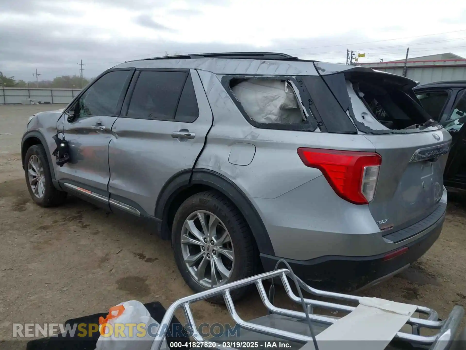 3 Photograph of a damaged car 1FMSK8DH3LGC80022 FORD EXPLORER 2020
