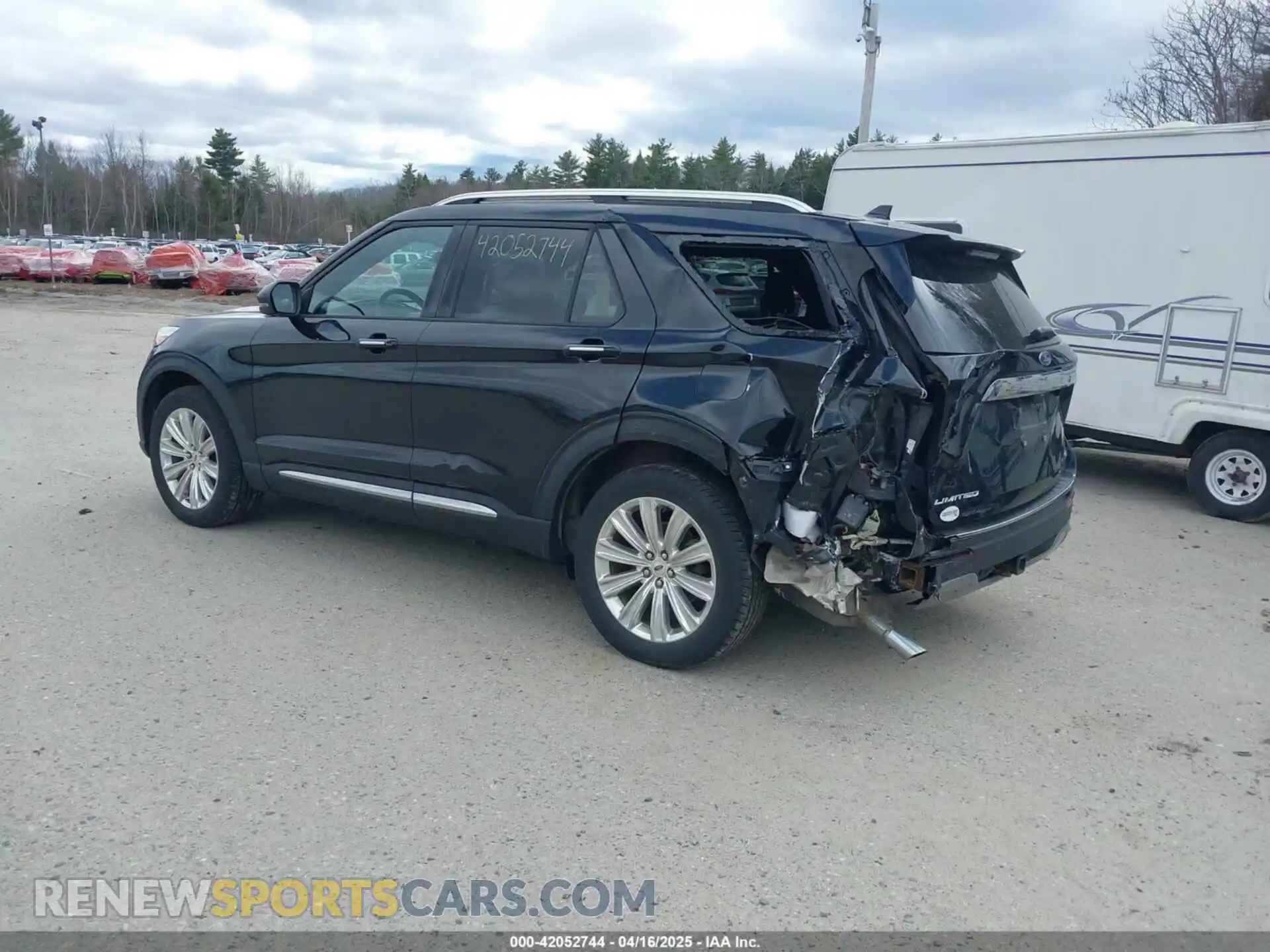 3 Фотография поврежденного автомобиля 1FMSK8FH7LGA04049 FORD EXPLORER 2020