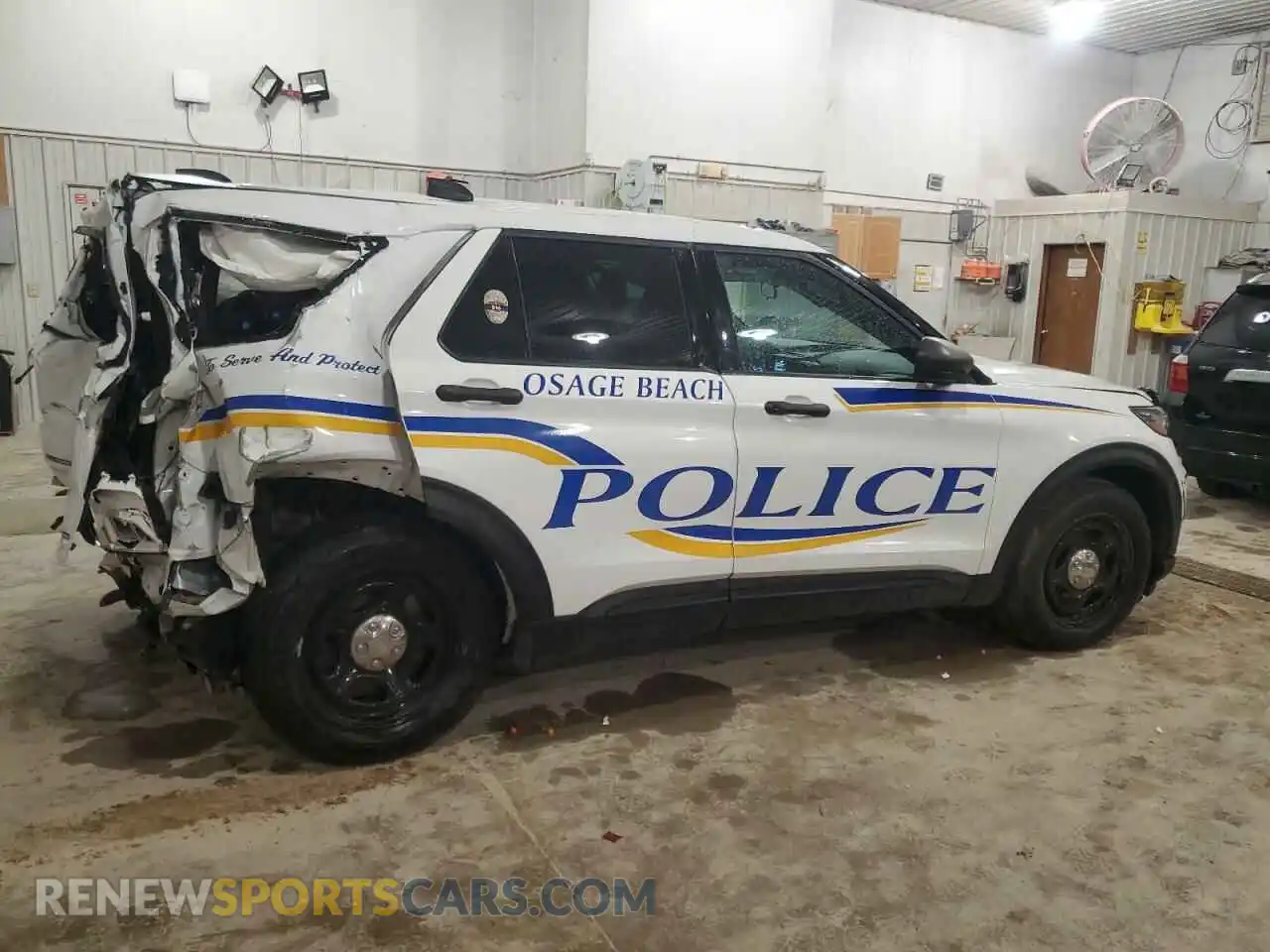 3 Photograph of a damaged car 1FM5K8AB1MGB35303 FORD EXPLORER 2021