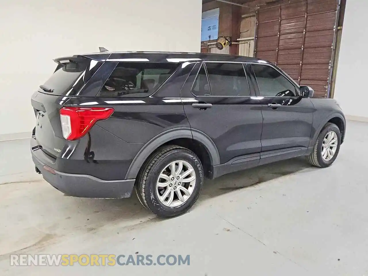 3 Photograph of a damaged car 1FM5K8AB1MGC23235 FORD EXPLORER 2021