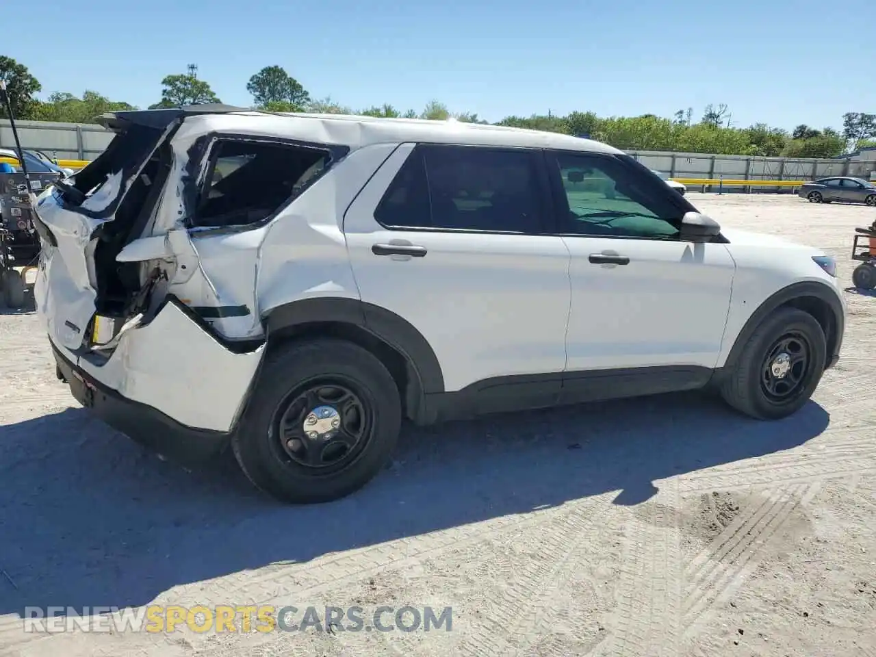 3 Photograph of a damaged car 1FM5K8AB1MGC31612 FORD EXPLORER 2021