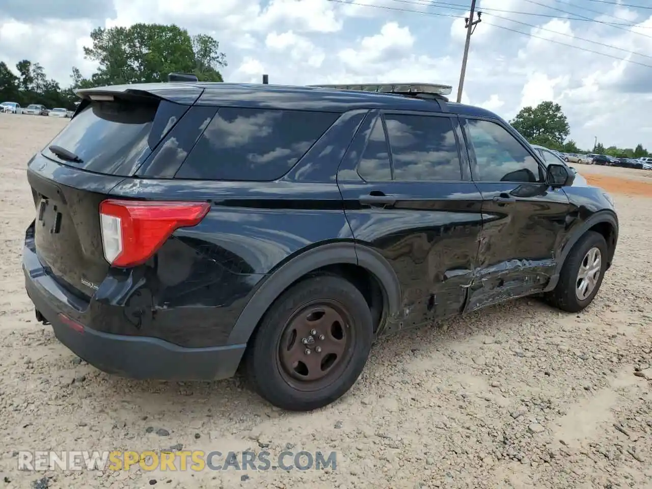 3 Photograph of a damaged car 1FM5K8AB6MGA43913 FORD EXPLORER 2021