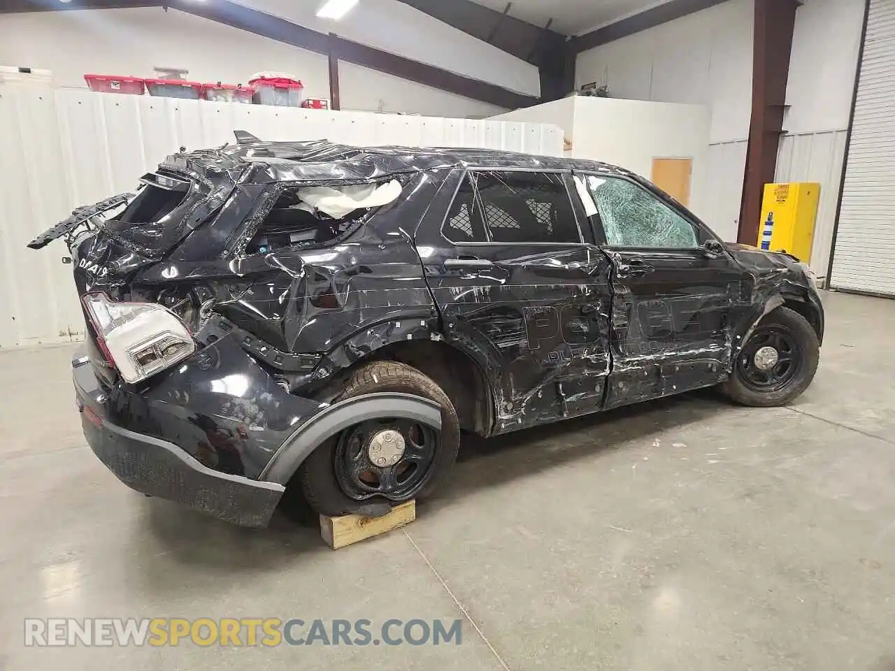 3 Фотография поврежденного автомобиля 1FM5K8ABXMGC39143 FORD EXPLORER 2021
