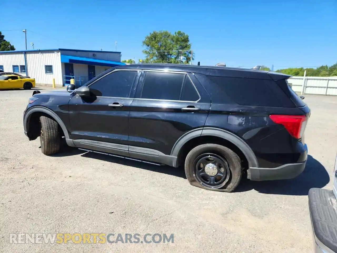 2 Photograph of a damaged car 1FM5K8AW3MNA01990 FORD EXPLORER 2021