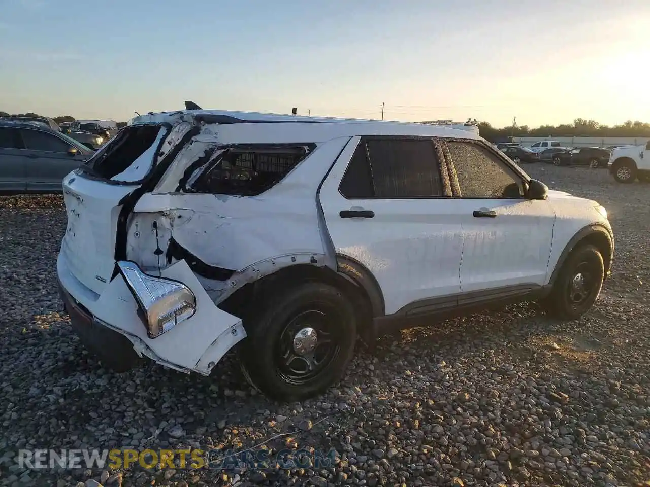 3 Photograph of a damaged car 1FM5K8AW8MNA06845 FORD EXPLORER 2021