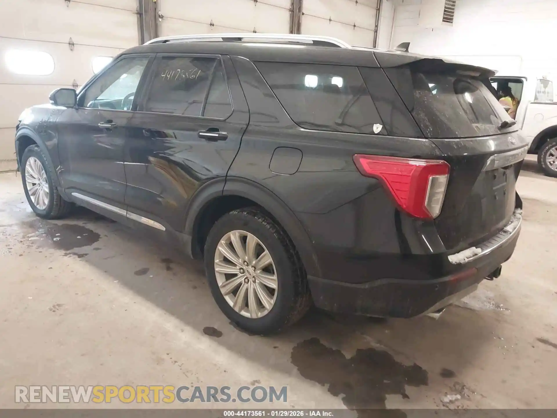 3 Photograph of a damaged car 1FM5K8FW4MNA05328 FORD EXPLORER 2021
