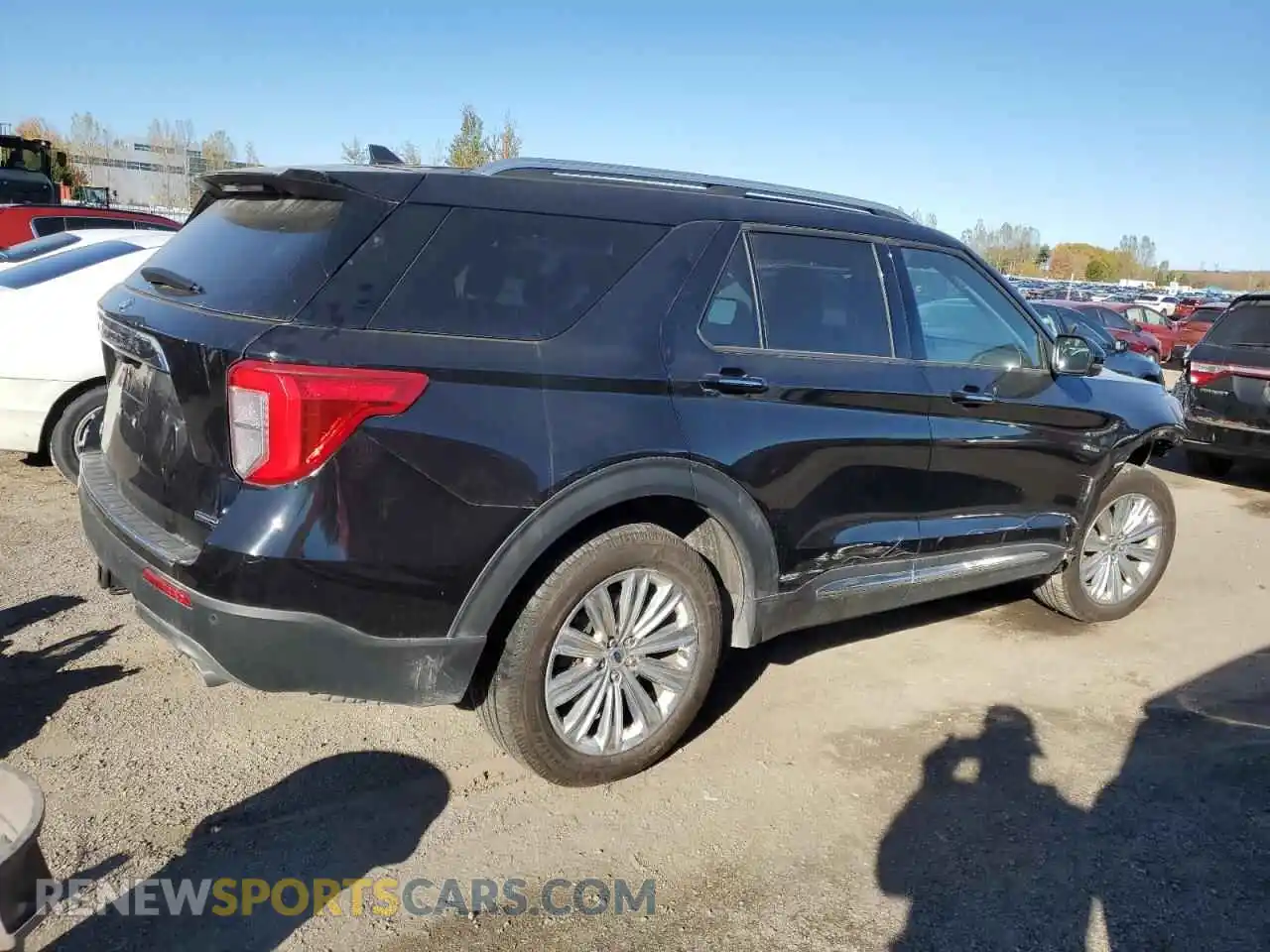 3 Photograph of a damaged car 1FM5K8FWXMNA05320 FORD EXPLORER 2021