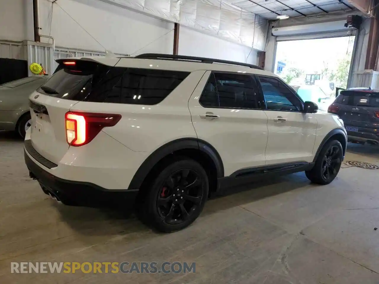 3 Photograph of a damaged car 1FM5K8GC1MGA97720 FORD EXPLORER 2021