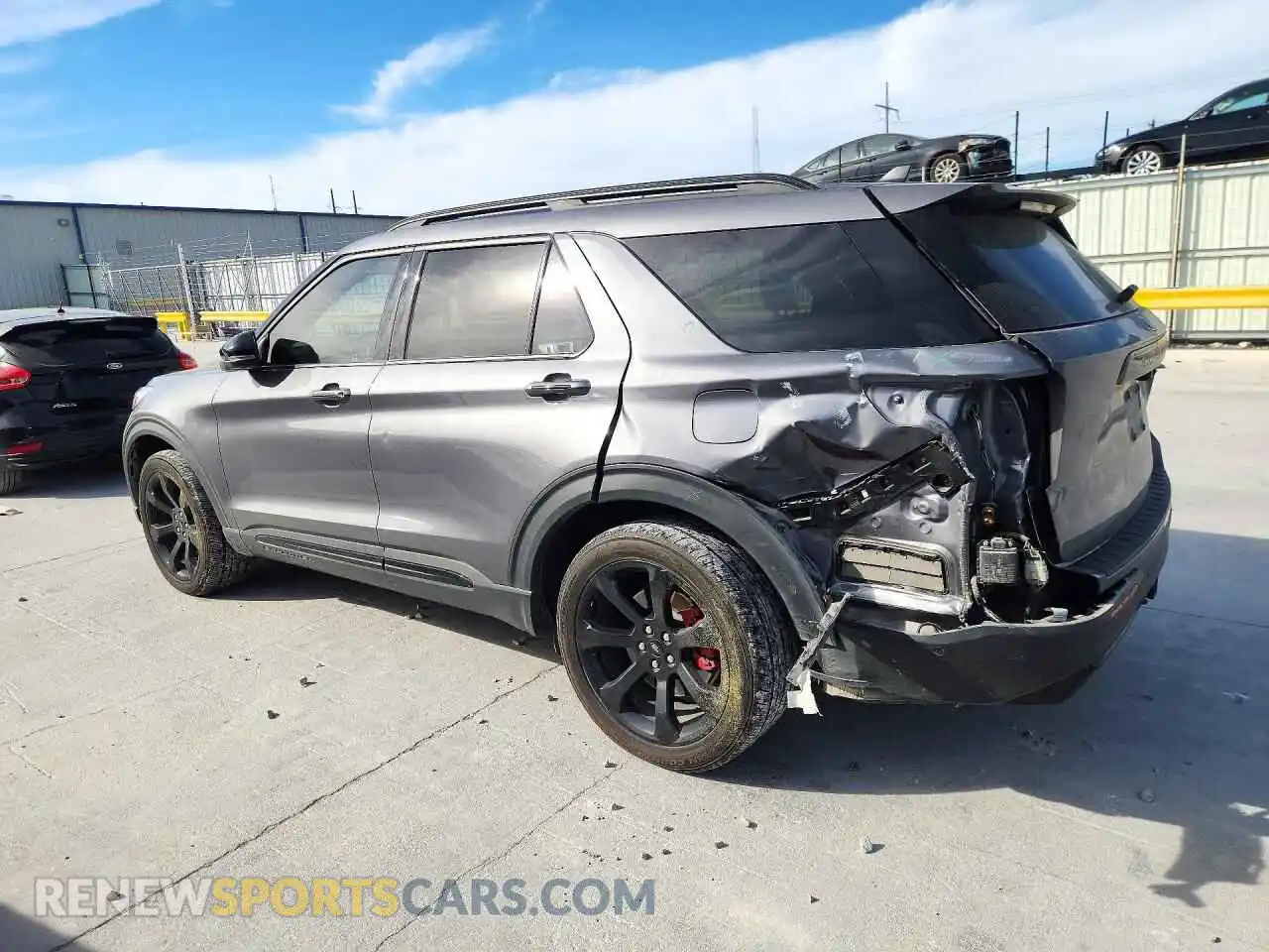2 fotografías del automóvil dañado 1FM5K8GC3MGC32051 FORD EXPLORER 2021