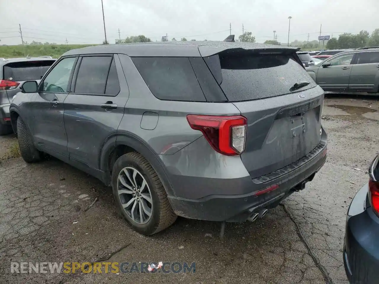 2 fotografías del automóvil dañado 1FM5K8GC8MGA93468 FORD EXPLORER 2021