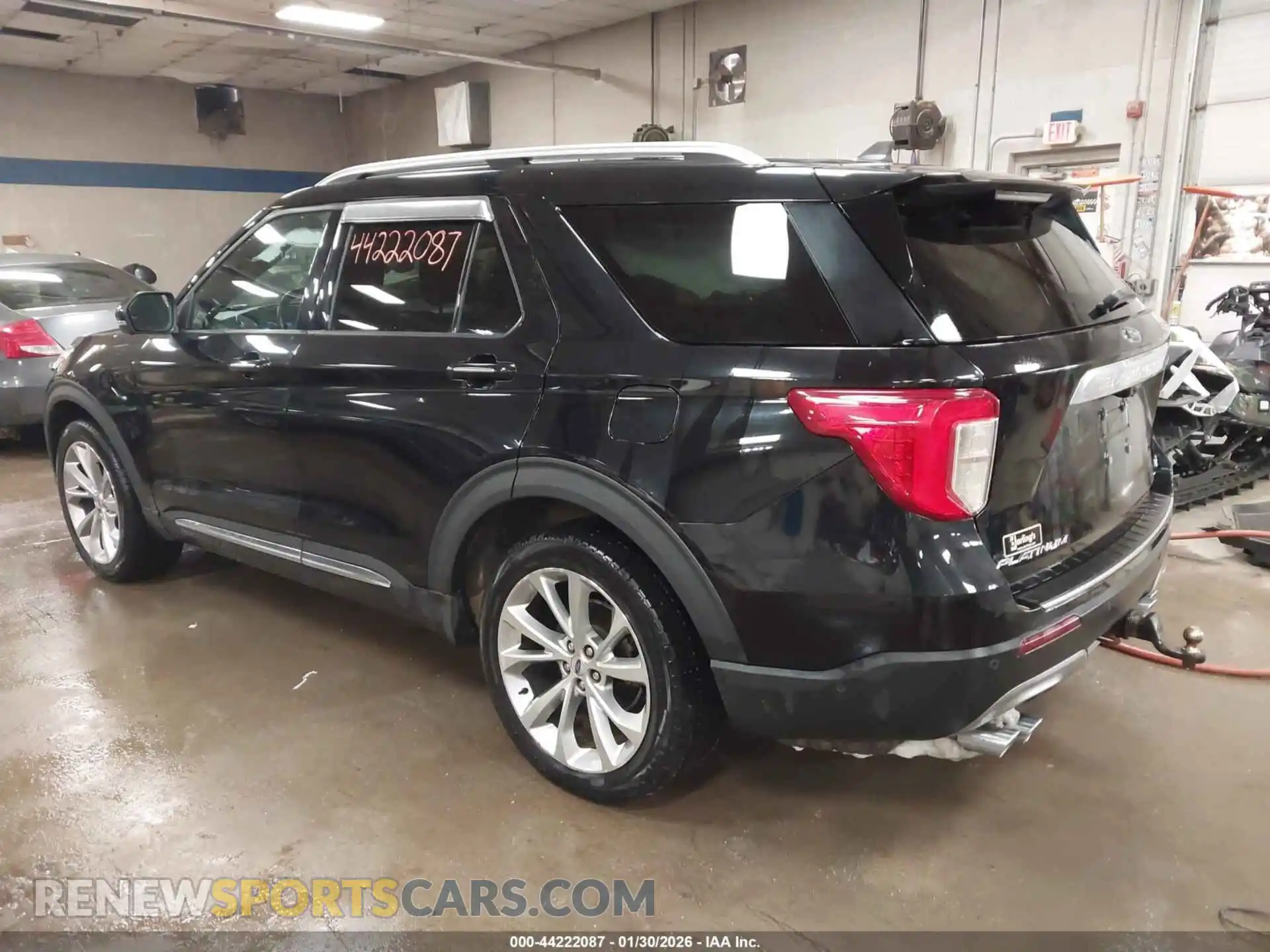 3 Photograph of a damaged car 1FM5K8HCXMGA09939 FORD EXPLORER 2021