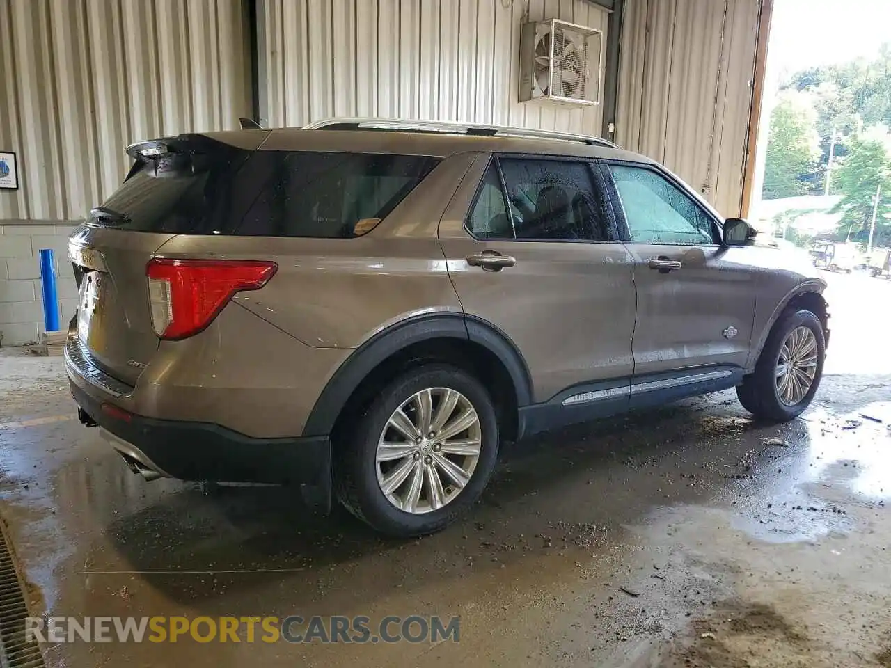 3 Photograph of a damaged car 1FM5K8LC3MGC11867 FORD EXPLORER 2021