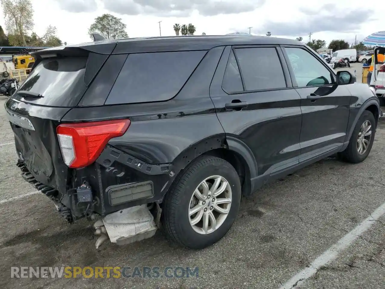 3 Photograph of a damaged car 1FMSK7BH3MGA84015 FORD EXPLORER 2021
