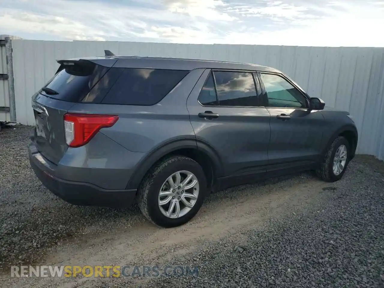 3 Photograph of a damaged car 1FMSK7BH4MGB28958 FORD EXPLORER 2021