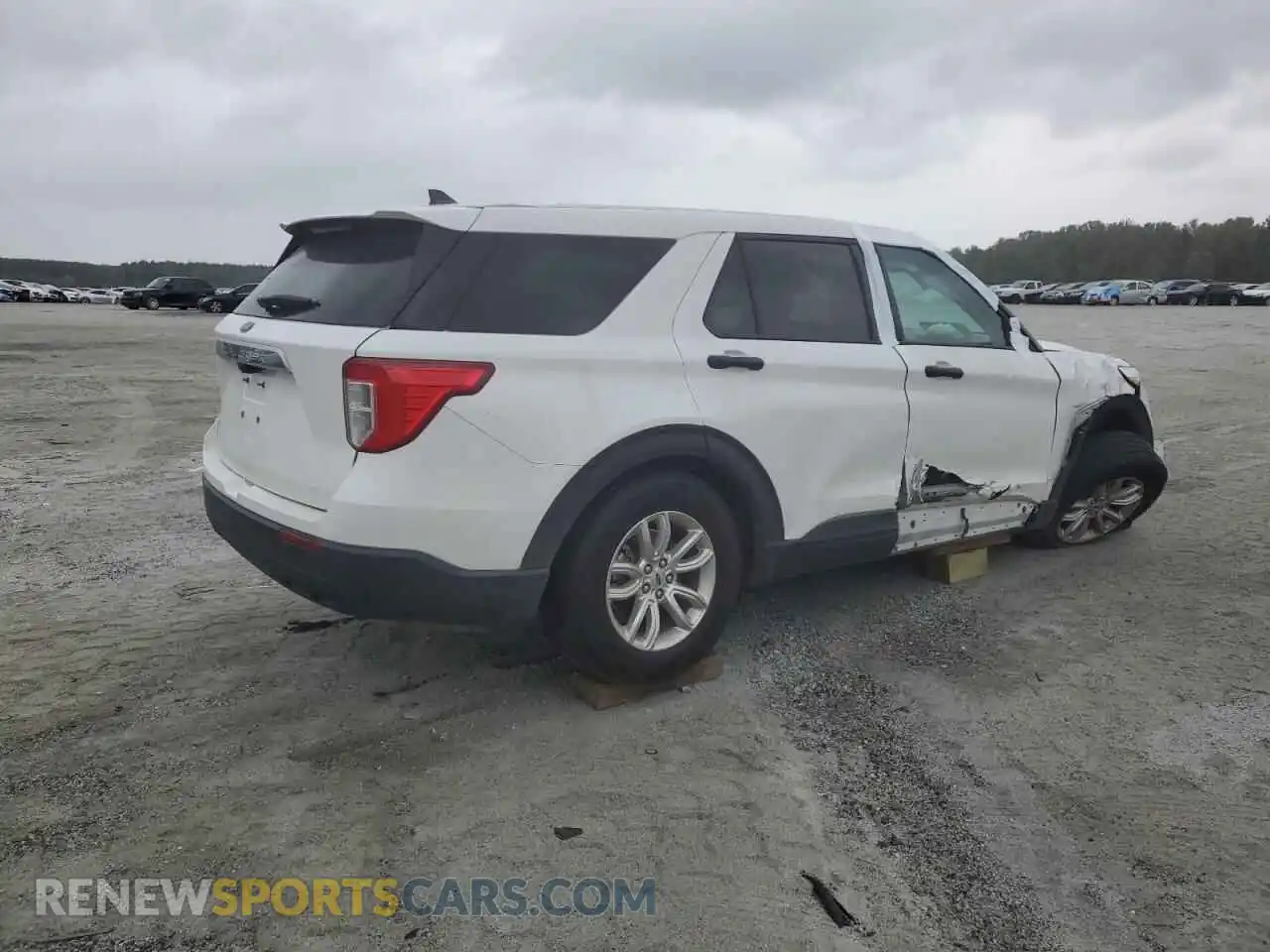 3 Photograph of a damaged car 1FMSK7BH6MGC23392 FORD EXPLORER 2021