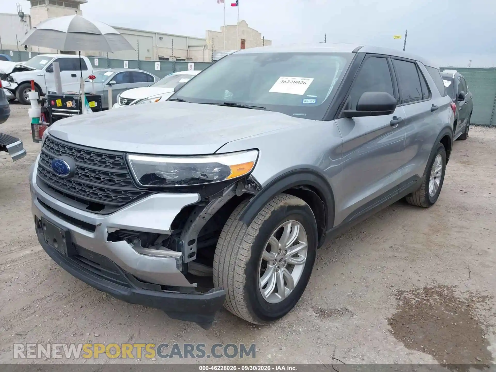 2 fotografías del automóvil dañado 1FMSK7BHXMGA29934 FORD EXPLORER 2021