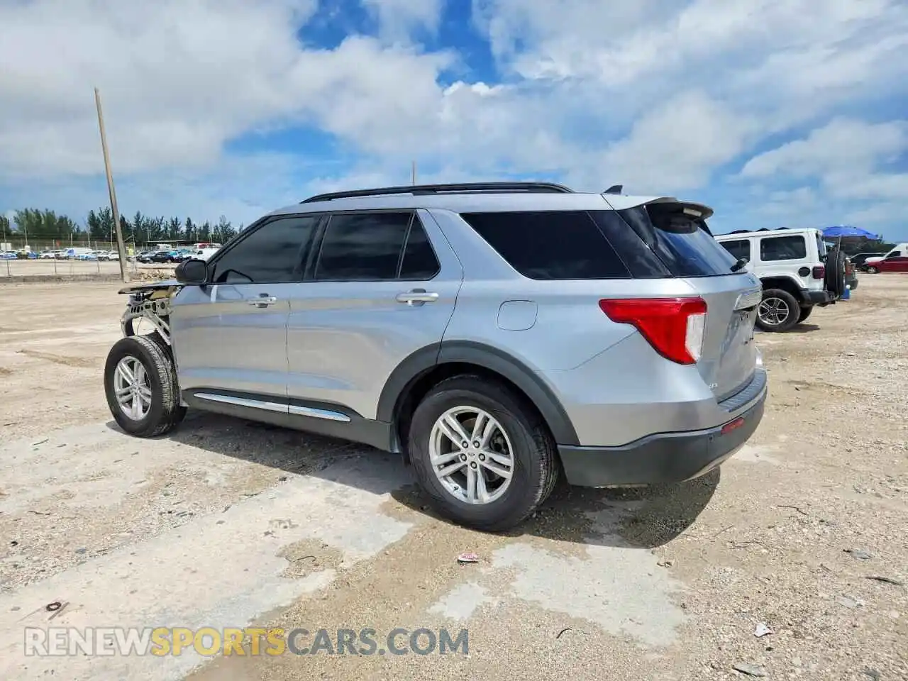 2 fotografías del automóvil dañado 1FMSK7DH0MGA12282 FORD EXPLORER 2021
