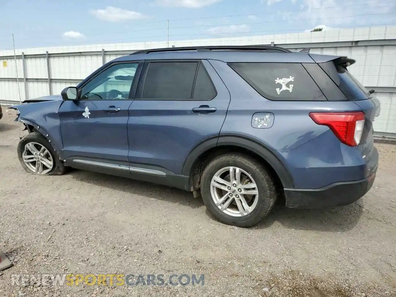 2 Photograph of a damaged car 1FMSK7DH0MGA52135 FORD EXPLORER 2021