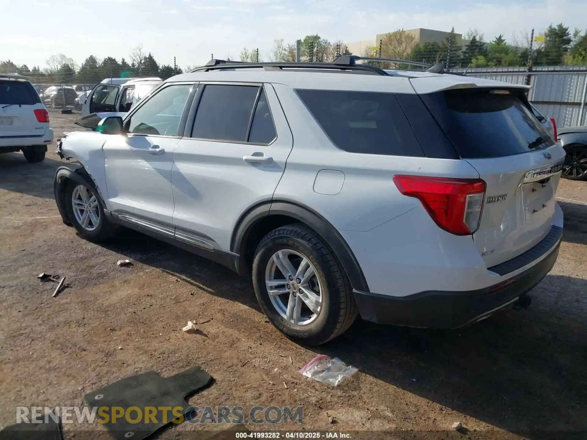 3 Photograph of a damaged car 1FMSK7DH0MGA67976 FORD EXPLORER 2021