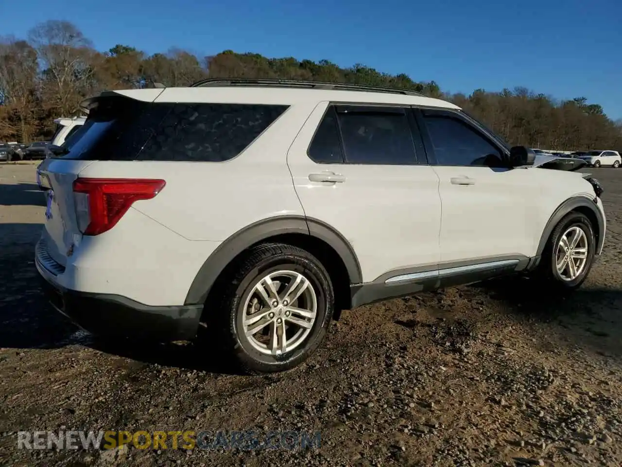 3 Photograph of a damaged car 1FMSK7DH2MGC48741 FORD EXPLORER 2021