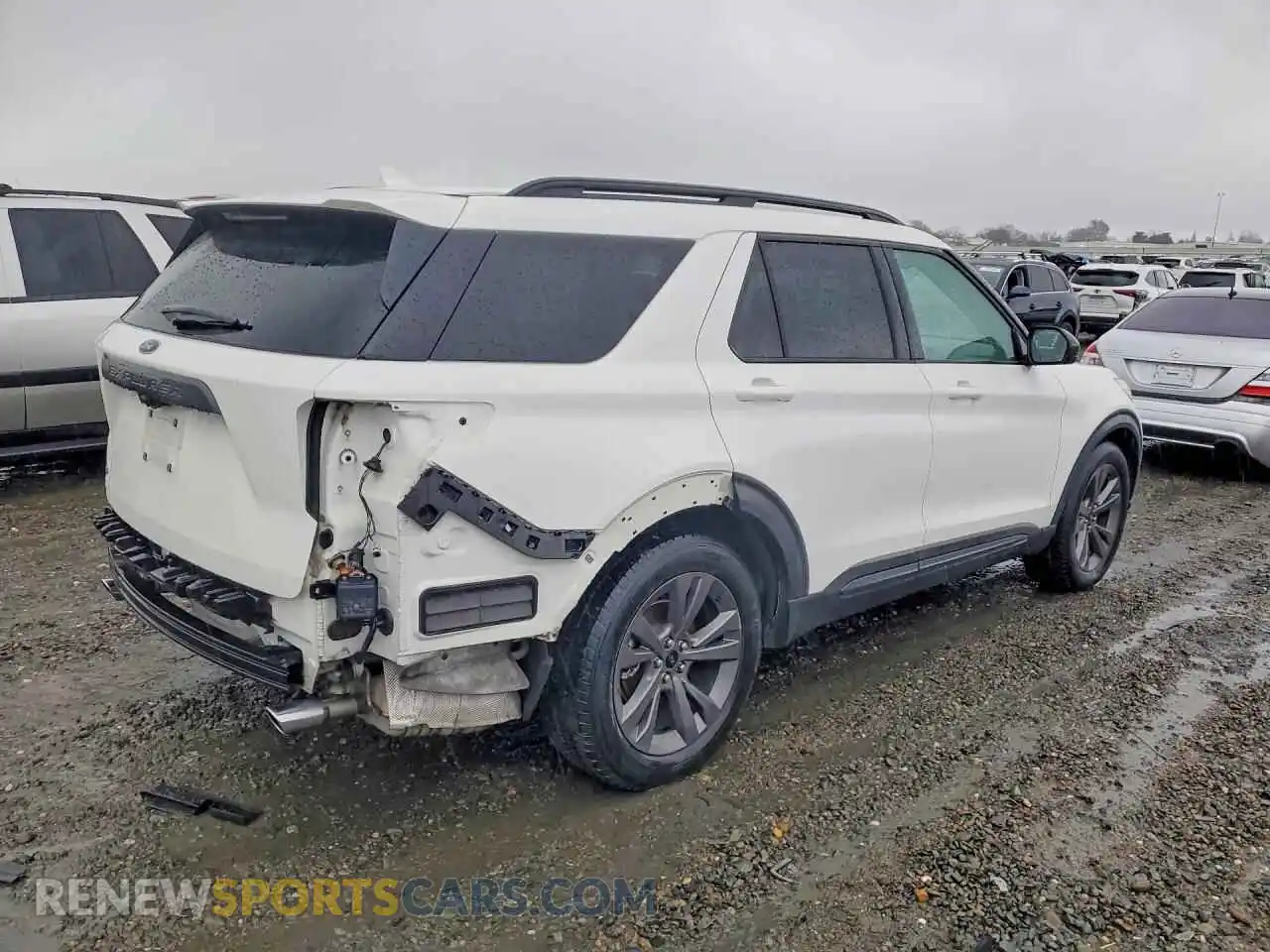 3 Photograph of a damaged car 1FMSK7DH3MGB96360 FORD EXPLORER 2021