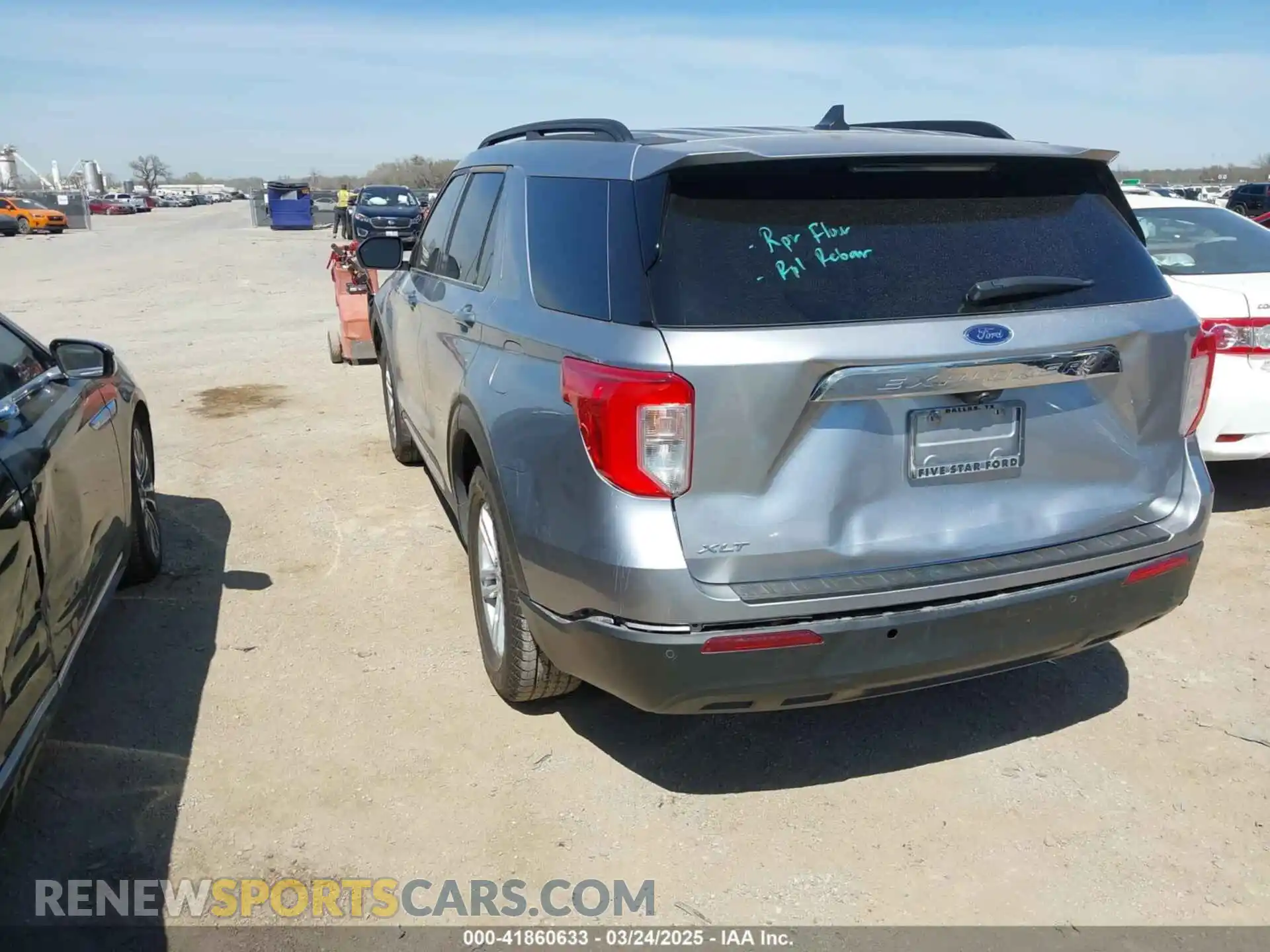 3 Photograph of a damaged car 1FMSK7DH4MGB01319 FORD EXPLORER 2021