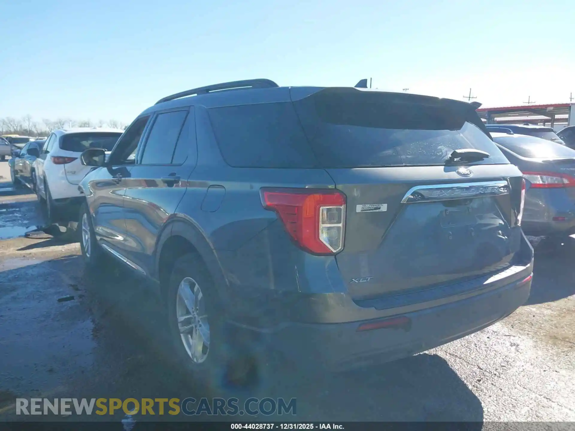 3 Photograph of a damaged car 1FMSK7DH5MGA56536 FORD EXPLORER 2021