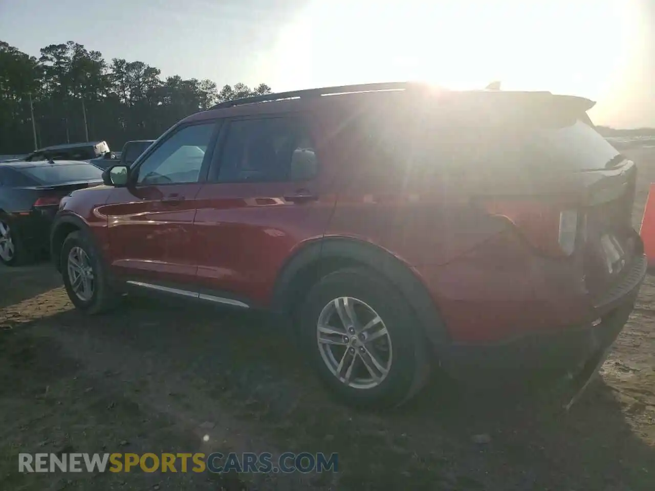 2 Photograph of a damaged car 1FMSK7DH5MGB28724 FORD EXPLORER 2021