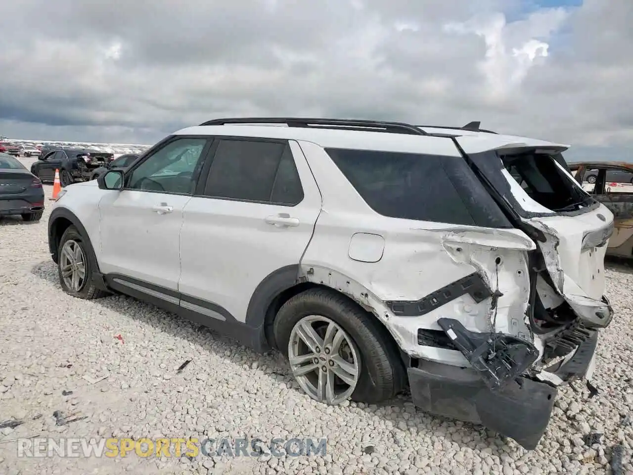 2 Photograph of a damaged car 1FMSK7DH5MGB67720 FORD EXPLORER 2021