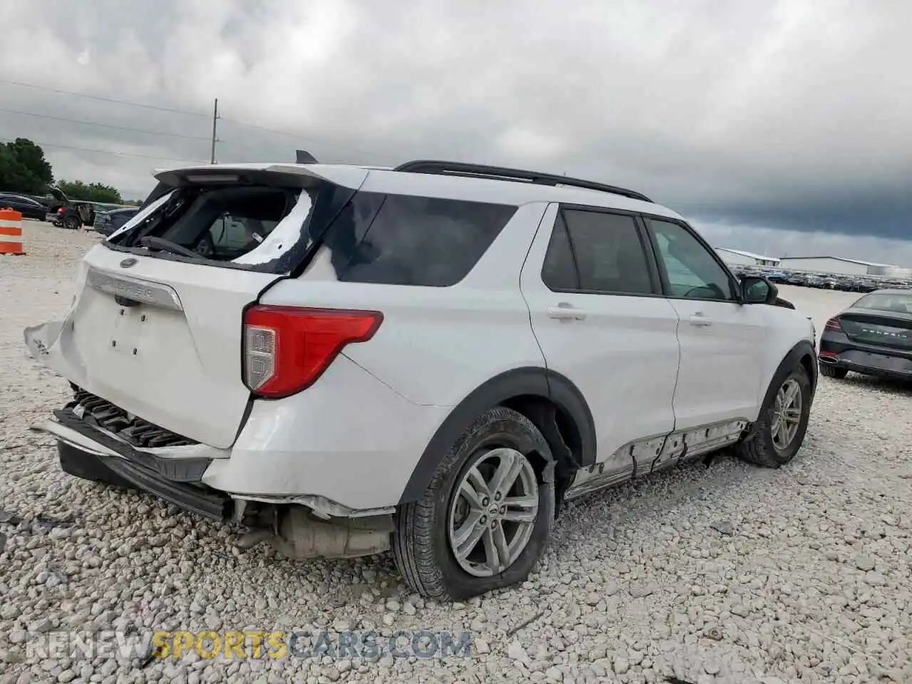 3 Photograph of a damaged car 1FMSK7DH5MGB67720 FORD EXPLORER 2021