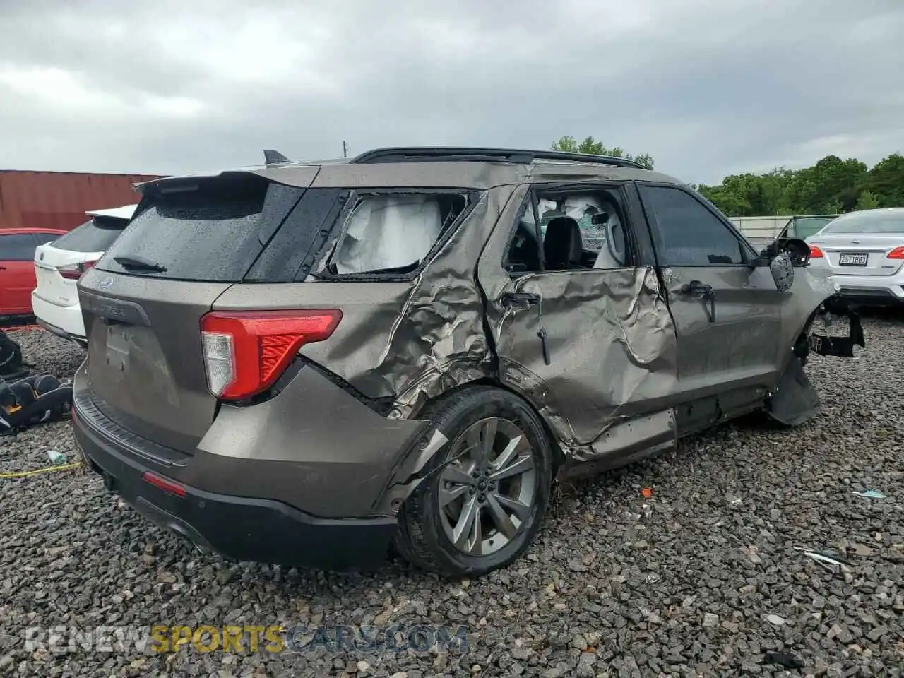 3 Photograph of a damaged car 1FMSK7DH6MGB86423 FORD EXPLORER 2021