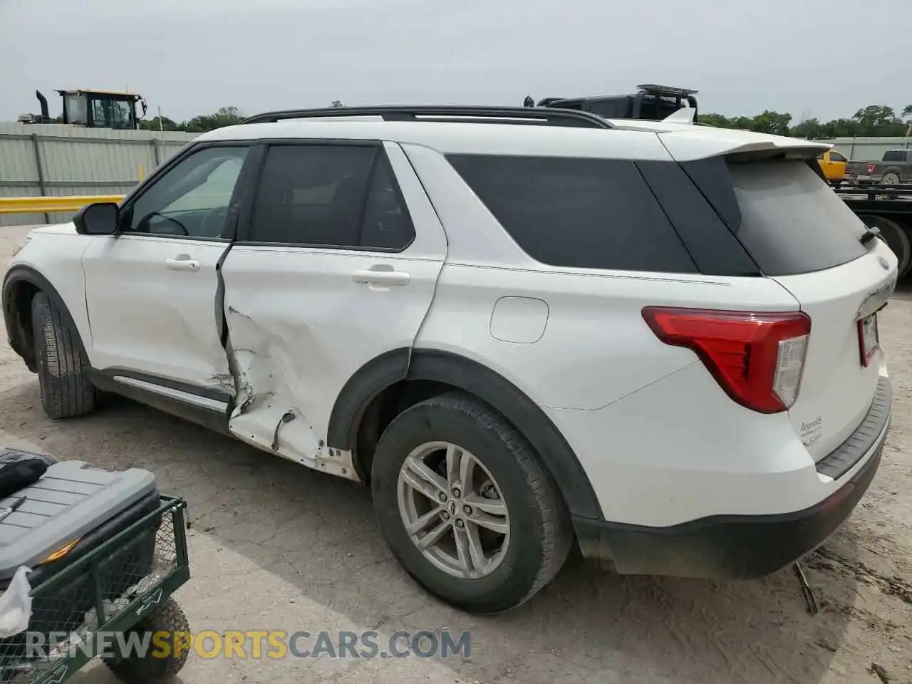 2 Photograph of a damaged car 1FMSK7DH7MGA40029 FORD EXPLORER 2021