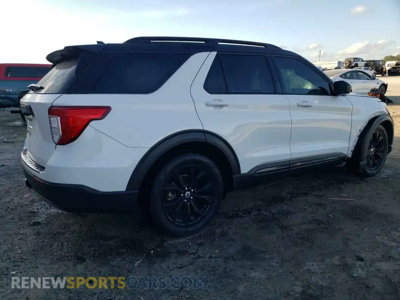 3 Photograph of a damaged car 1FMSK7DH7MGA92342 FORD EXPLORER 2021