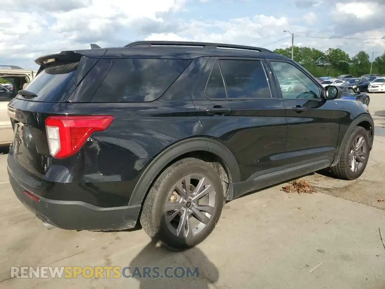 3 Photograph of a damaged car 1FMSK7DH7MGC40957 FORD EXPLORER 2021