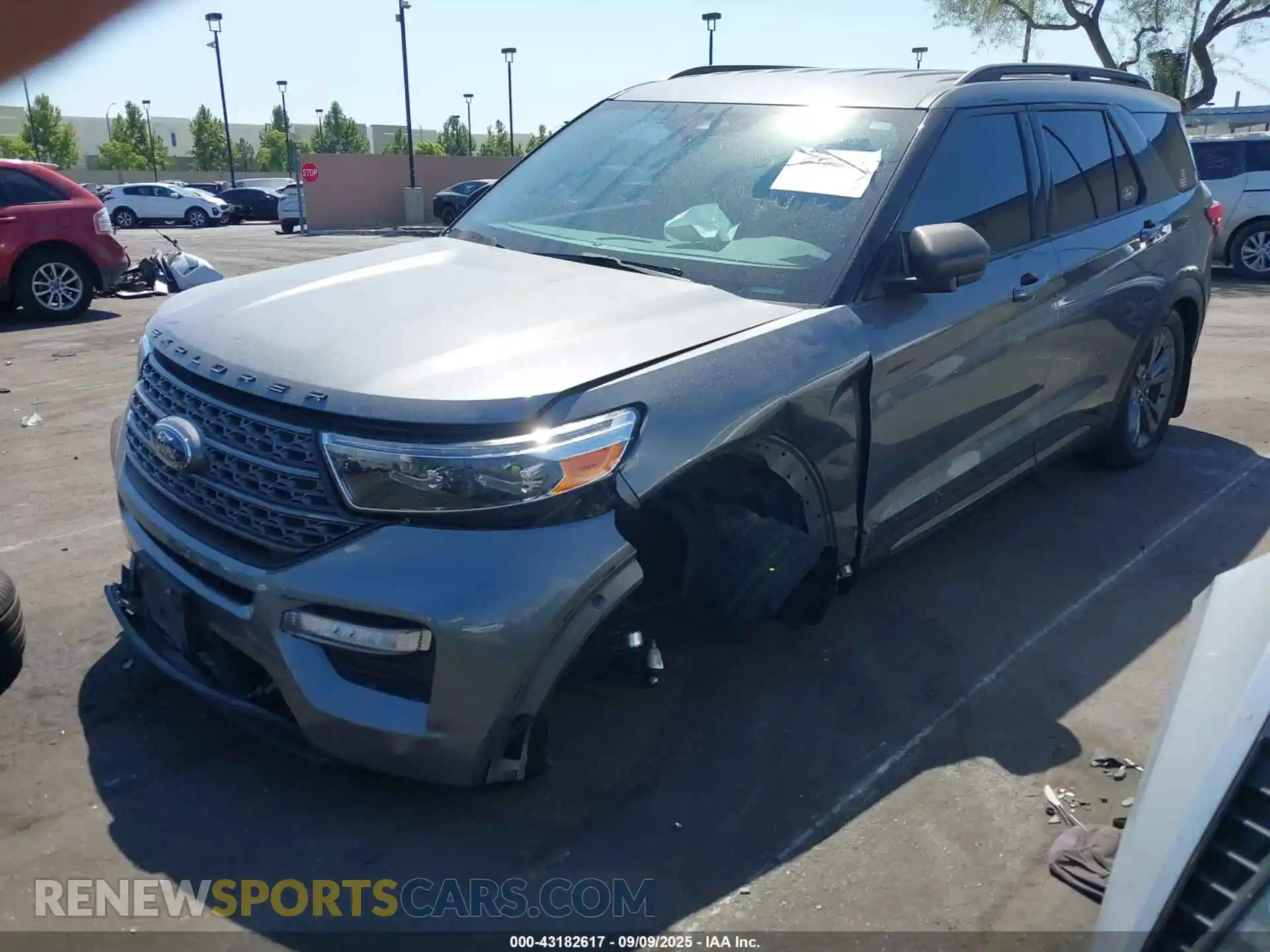 2 Photograph of a damaged car 1FMSK7DH8MGA24292 FORD EXPLORER 2021