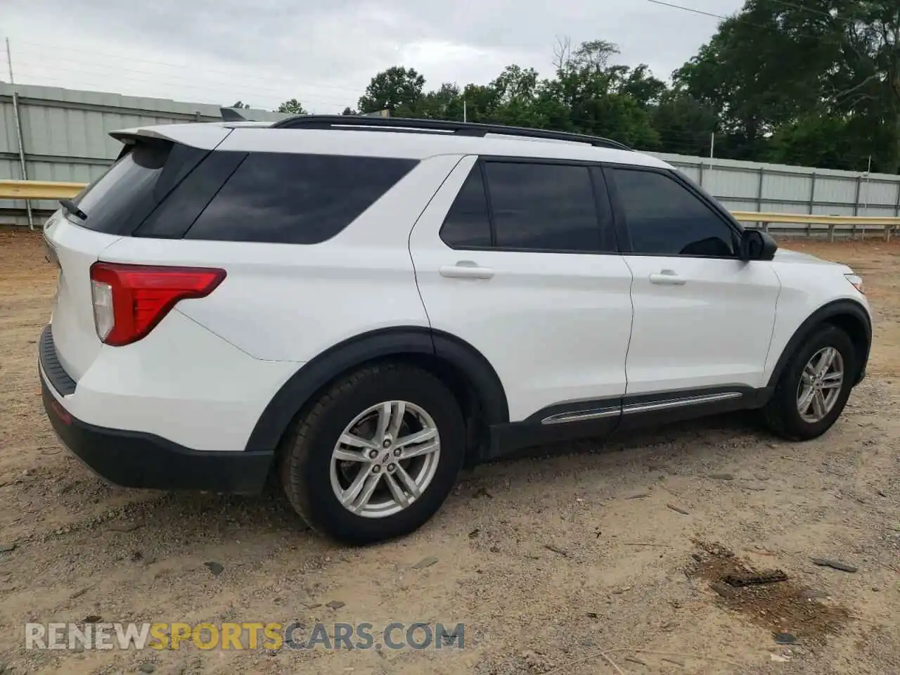3 Photograph of a damaged car 1FMSK7DH9MGB00506 FORD EXPLORER 2021
